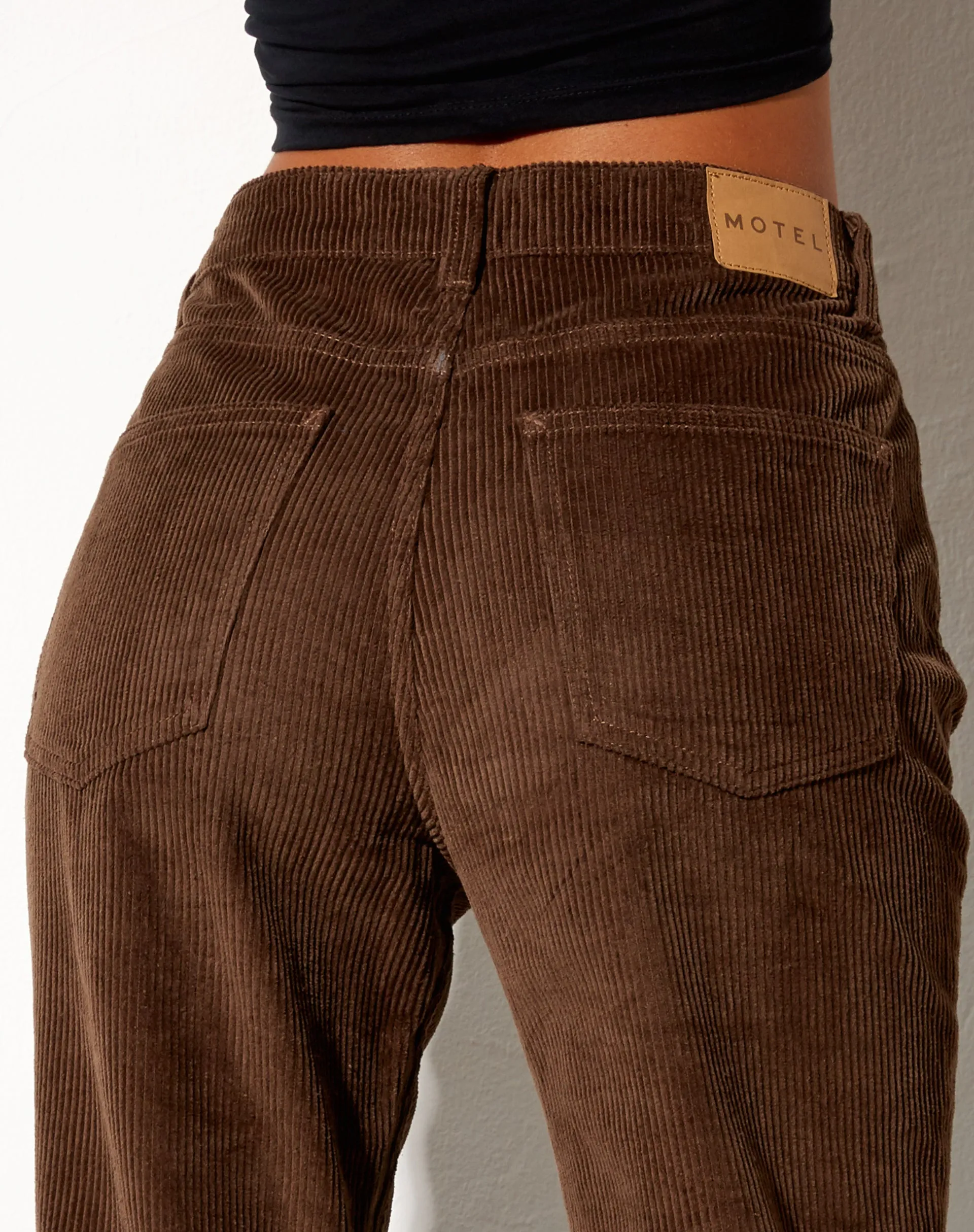 Bootleg Jeans in Cord Rich Brown