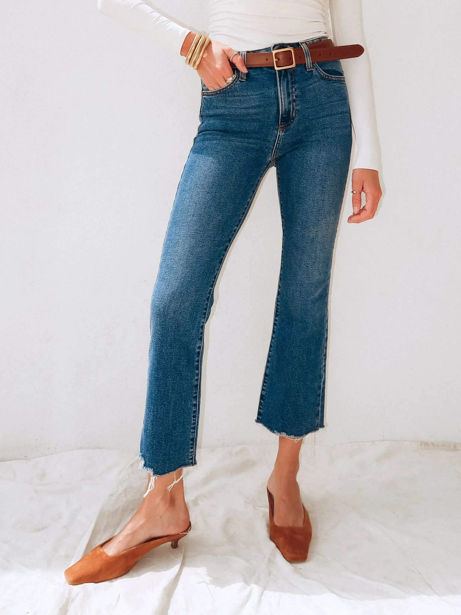 Vintage Cropped Flare Jeans in Medium Denim